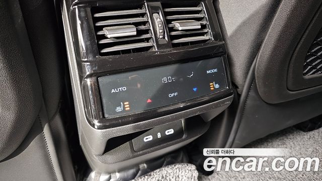 Renault Korea Grand Koleos 2025 — photo 16