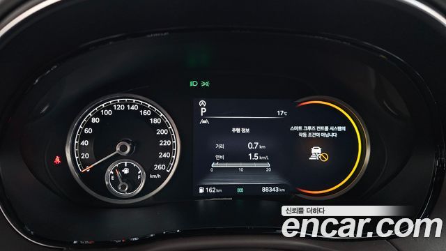 Genesis GV70 2021 — photo 11