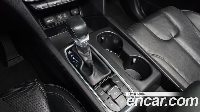 Hyundai Santafe 2019 — photo 12