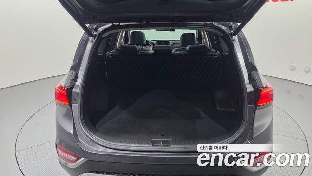 Hyundai Santafe 2019 — photo 23