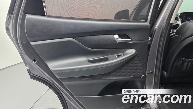Hyundai Santafe 2019 — photo 15