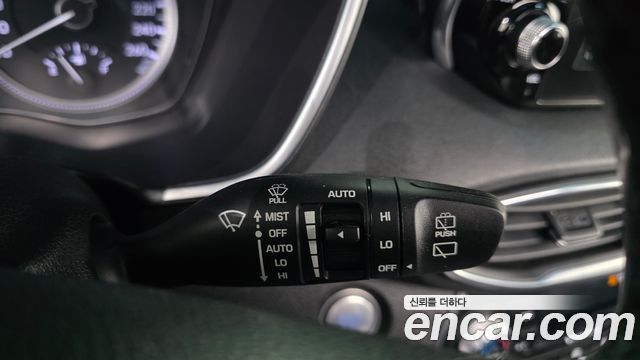 Hyundai Santafe 2019 — photo 27
