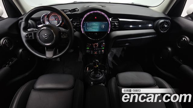 Mini Cooper 2022 — photo 10