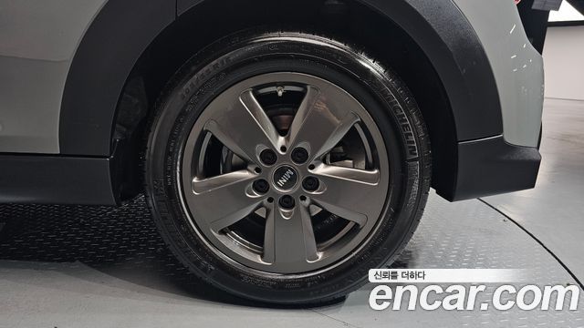 Mini Cooper 2022 — photo 7