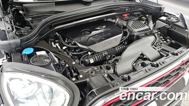 Mini Countryman 2018 — photo 6