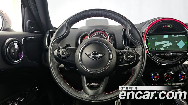 Mini Countryman 2018 — photo 19