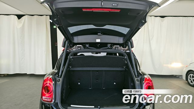 Mini Countryman 2018 — photo 26