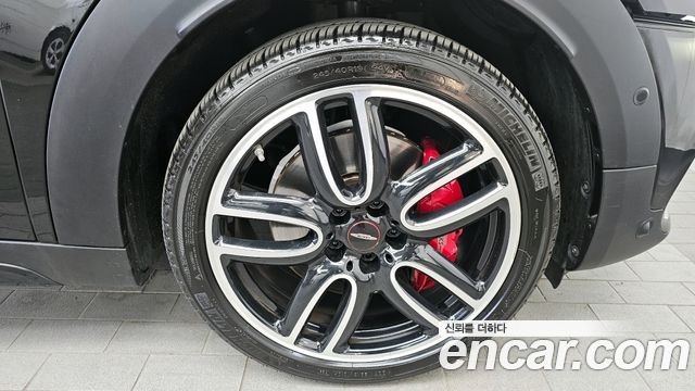 Mini Countryman 2018 — photo 7