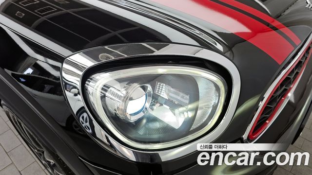 Mini Countryman 2018 — photo 8