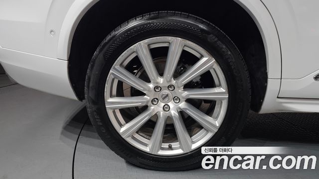 Volvo XC90 2017 — photo 5