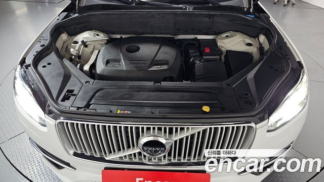 Volvo XC90 2017 — photo 6