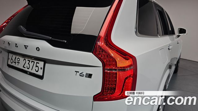 Volvo XC90 2017 — photo 9
