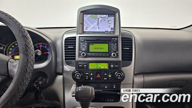 Kia Canival 2009 — photo 13