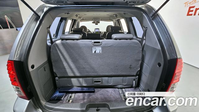 Kia Canival 2009 — photo 20