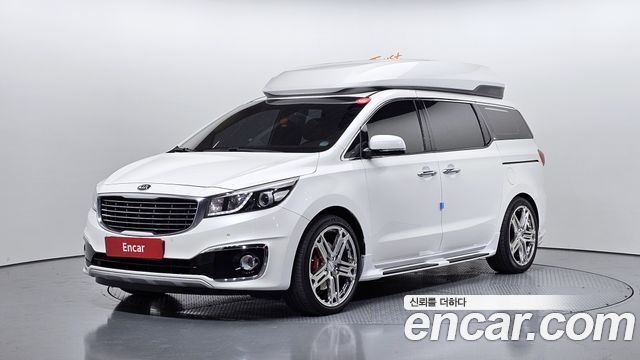 Kia Canival 2015 — photo 1