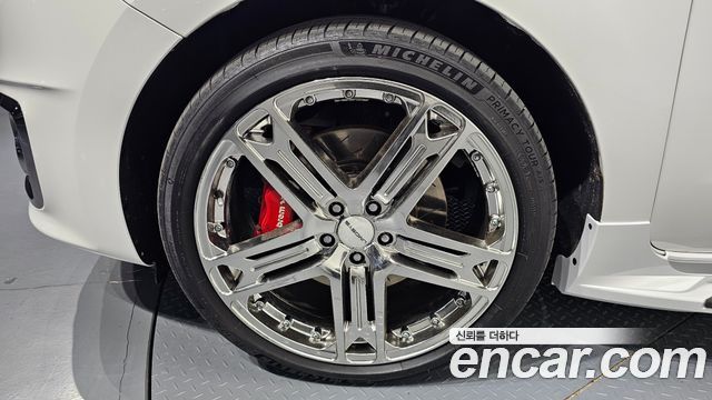 Kia Canival 2015 — photo 5