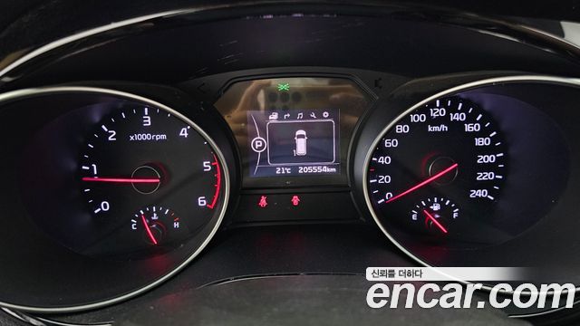 Kia Canival 2015 — photo 8