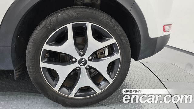 Kia Sportage 2016 — photo 7