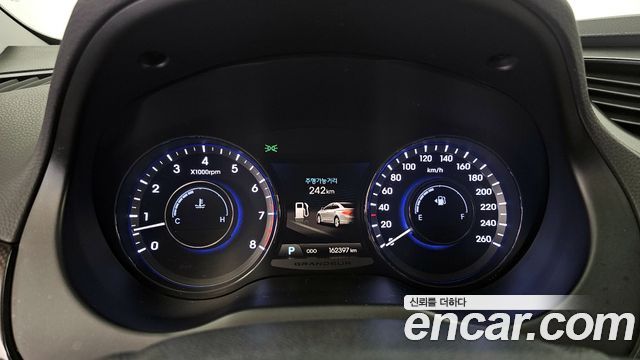 Hyundai Grandeur 2011 — photo 11
