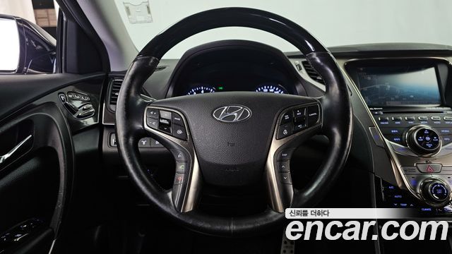 Hyundai Grandeur 2011 — photo 19