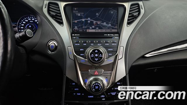 Hyundai Grandeur 2011 — photo 20