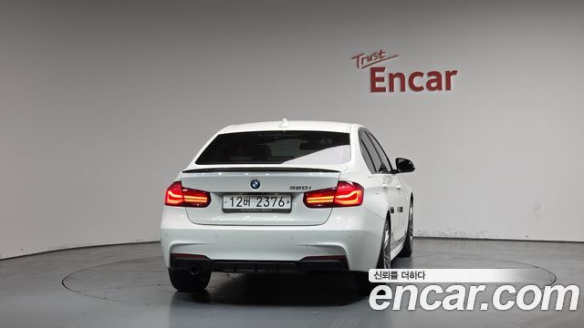 BMW 3-Series 2018 — photo 4