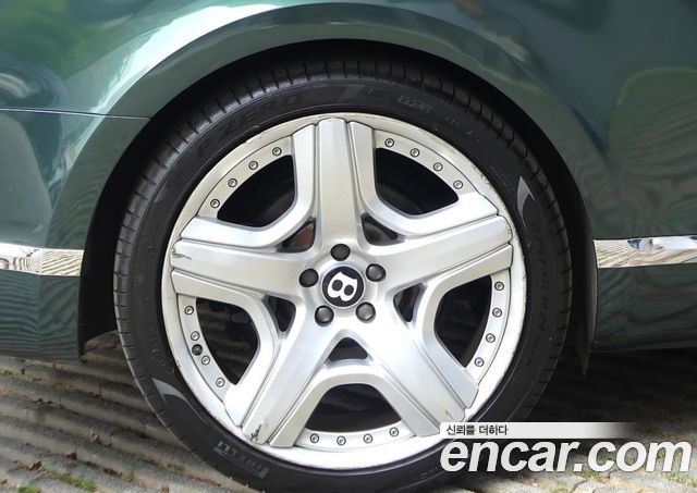 Bentley Continental 2012 — photo 5