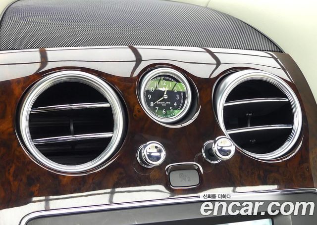 Bentley Continental 2012 — photo 16