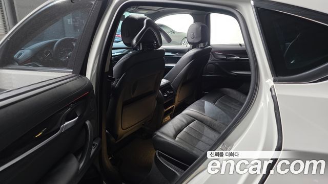 BMW X6 2015 — photo 11