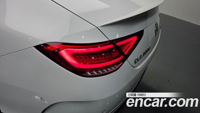 Mercedes-Benz CLS-Class 2022 — photo 9