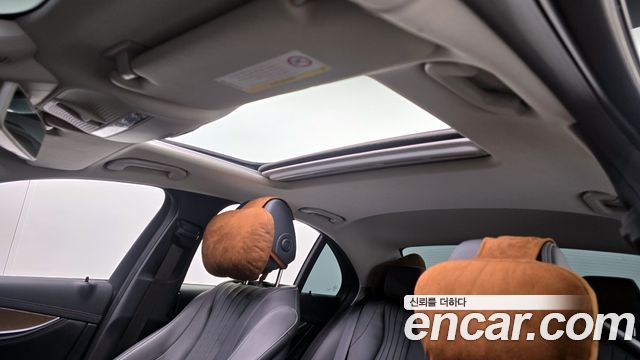 Mercedes-Benz E-Class 2020 — photo 24