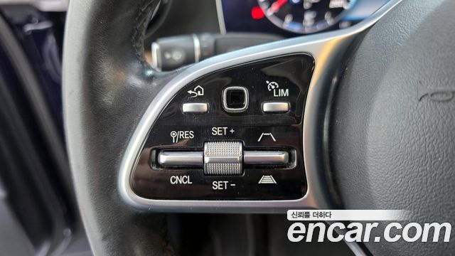 Mercedes-Benz E-Class 2020 — photo 27