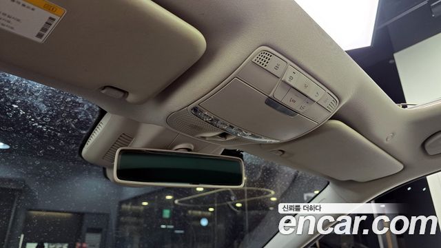 Mercedes-Benz E-Class 2020 — photo 28