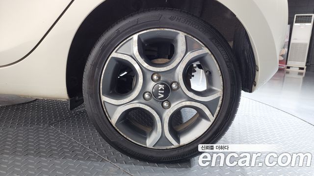 Kia morning 2015 — photo 7