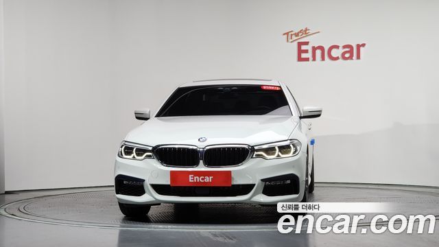 BMW 5-Series 2018 — photo 3