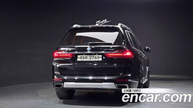 BMW X7 2019 — photo 4