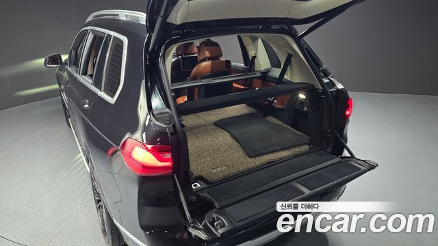 BMW X7 2019 — photo 26