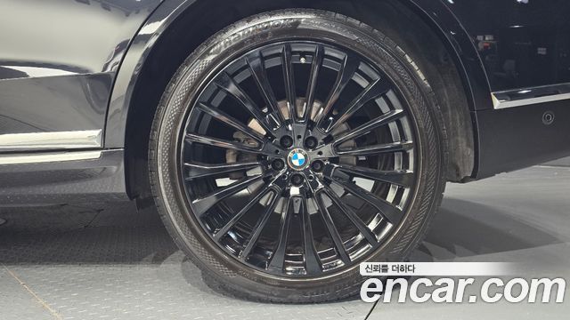 BMW X7 2019 — photo 7