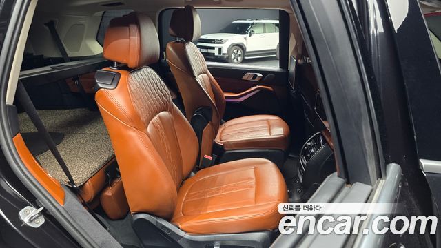 BMW X7 2019 — photo 16
