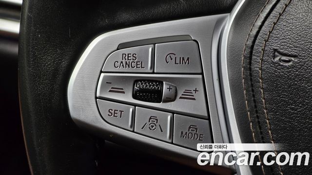 BMW X7 2019 — photo 31