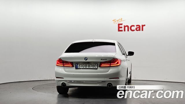 BMW 5-Series 2019 — photo 4