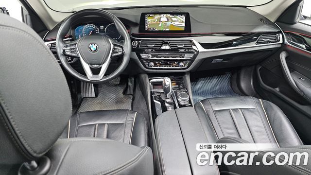 BMW 5-Series 2019 — photo 7