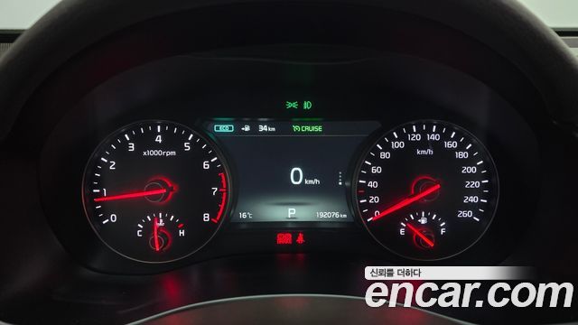 Kia K7 2017 — photo 8