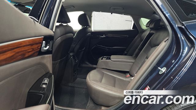 Kia K7 2017 — photo 12