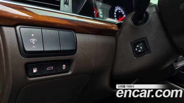Kia K7 2017 — photo 14