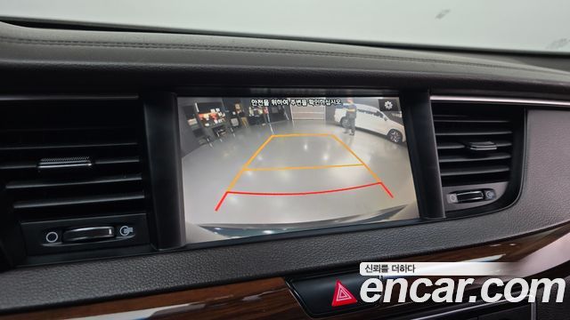 Kia K7 2017 — photo 16