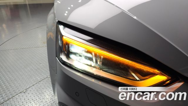 Audi A5 2019 — photo 8