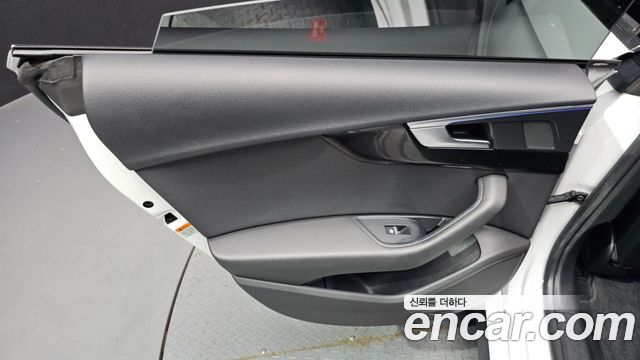 Audi A5 2019 — photo 14
