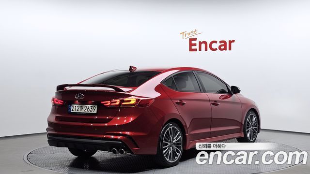 Hyundai AVANTE 2018 — photo 2