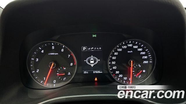 Hyundai AVANTE 2018 — photo 11